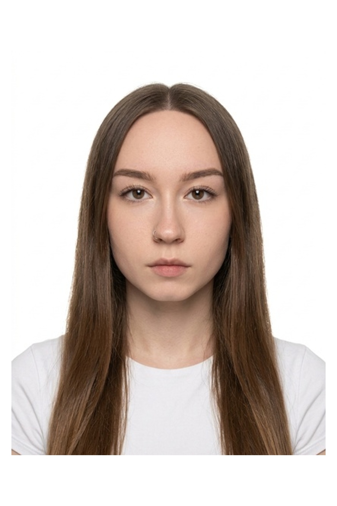 Фото на документы в Перми — за 30 секунд — Загранпаспорт — студийное освещение нейросетью